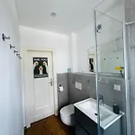 Citi Homes - 3br, 6 Beds, Tv, Kitchen Near Bauhaus & Meisterhaeuser Dessau-Rosslau