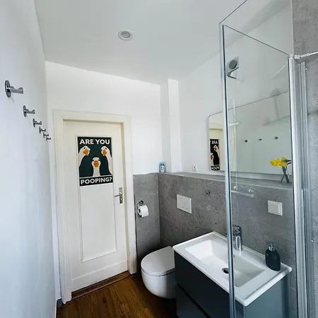 Citi Homes - 3br, 6 Beds, Tv, Kitchen Near Bauhaus & Meisterhaeuser Dessau-Rosslau